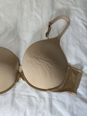 Cacique Nude Boost Plunge Bra 42D